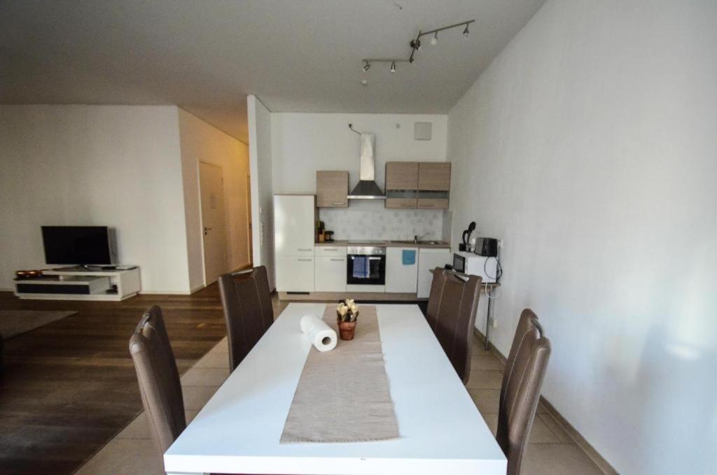 High-Quality In The Heart Of Stuttgart 4 Apartment Exterior foto